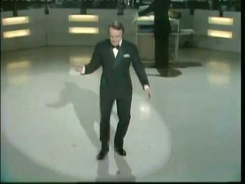 Dickie Henderson - Eccentric and Tap Dance routine - 1971