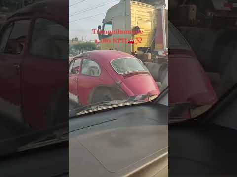 y tú quejándote que tú vocho no sube una ventana 😎 #frankivw #volkswagen #humor