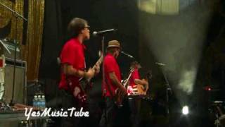 Weezer - (If You&#39;re Wondering If I Want You To) I Want You To Live Exclusive