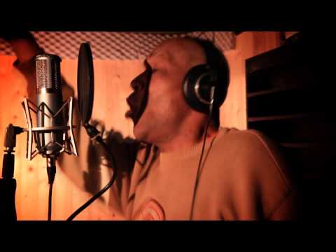 Maci's Mobile - Pandemonio (feat. Daddy Freddy)