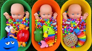Cute three baby dolls are taking satisfying bath with colorful beads | 169  | Ghentalin