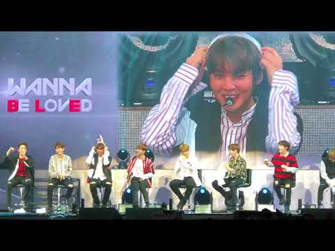 170922 Wanna One in Sg - Jihoon bunny wink