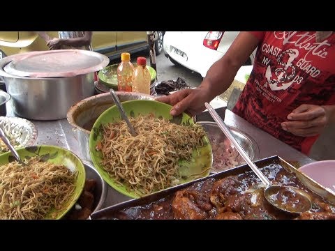 Chili Chicken (10 rs per piece ) & Noodles | Tasty Chinese Street Food in Kolkata