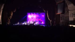 TV on the Radio - Crying (live 4.13.2011)