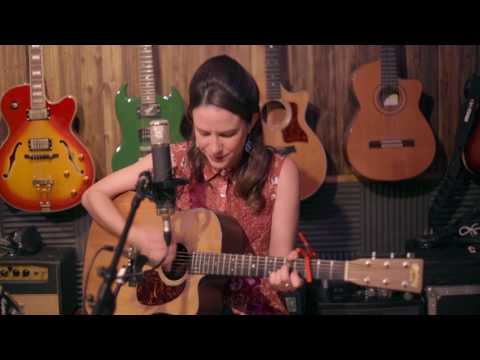 Chelsea Williams - Performs Fool's Gold (Little Halo Demo Sessions)