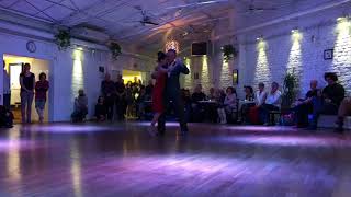 Nina González & Uwe Kops, Tango VidaMia Köln, 18. Mai 2018, "Por que regresas tú" Di Sarli (1/3)