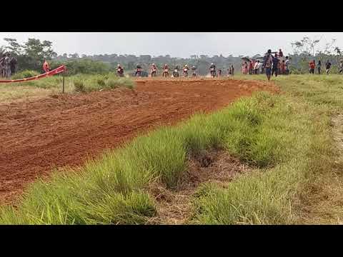 Motocross em Acrelândia  Acre largada categoria 230 pró  e eu #7# com motor 200 kkkk