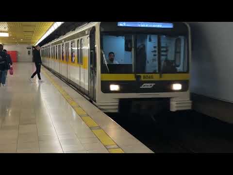 Milano, Italy | Metro | Duomo M3 Line Linea Gialla
