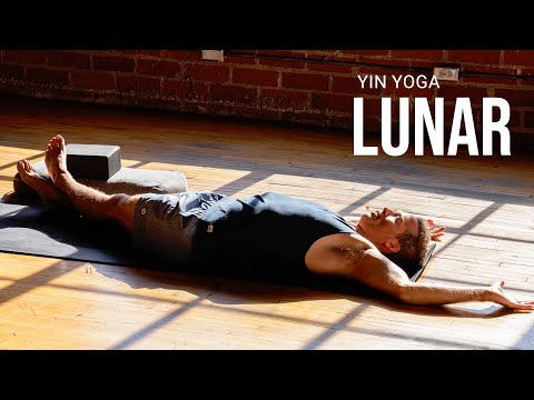 30 Min Yin Yoga for Sleep: LUNAR | Day 14 - EMPOWERED 30