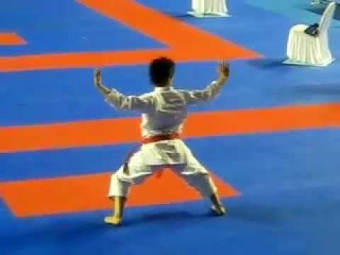 Kata UNSU - Sandy Scordo [France] - Karate1 WKF Indonesia Premier League 2012