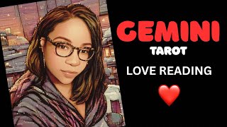 Gemini love reading| Your two are very flirty #gemini #geminitarot #tarot #fyp #tarot 