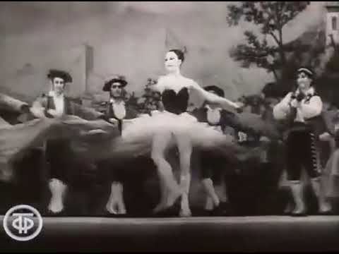 Ekaterina Maximova.  Kitri three variations.