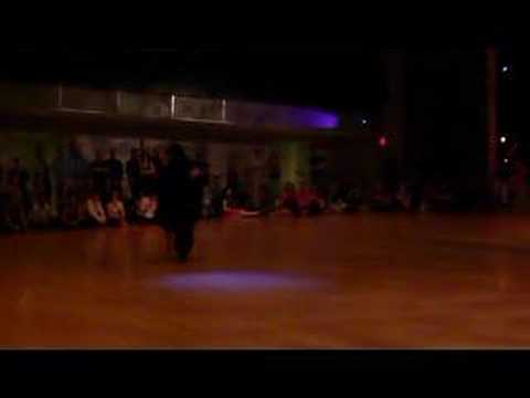  Corina de la Rosa  and  Julio Balmaceda  are  dancing  to  the  milonga  "  Morena  "