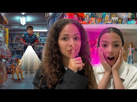 SANA & LINA | 24 HOURS HIDDEN in a SHOPPING CENTER