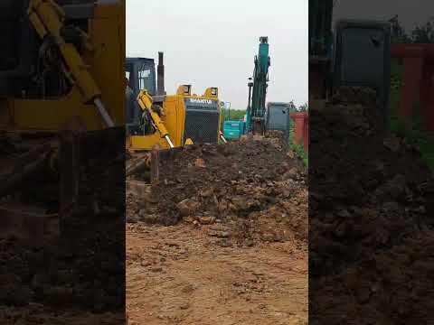 China Shantui SD22 bulldozer with original three-hook soil reliver! WhatsApp+8615981969789