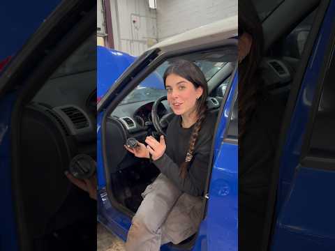 Reparamos la instalación eléctrica de la puerta #mecanica #electronica