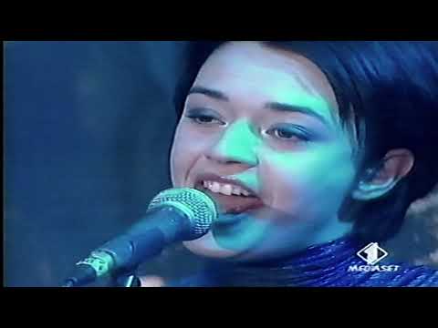 Carmen Consoli @Comici - Honky Tonk Women (1998)