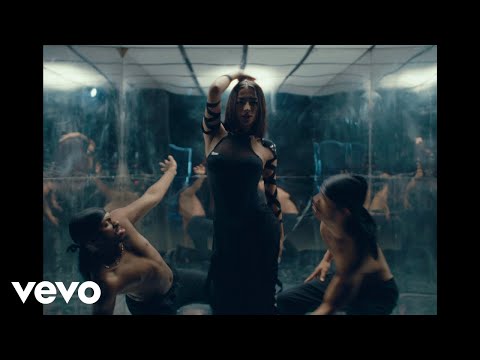 Samantha Sánchez - Noche Fría (Video Oficial)