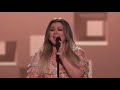 Kelly Clarkson's #KCHonors performance of 