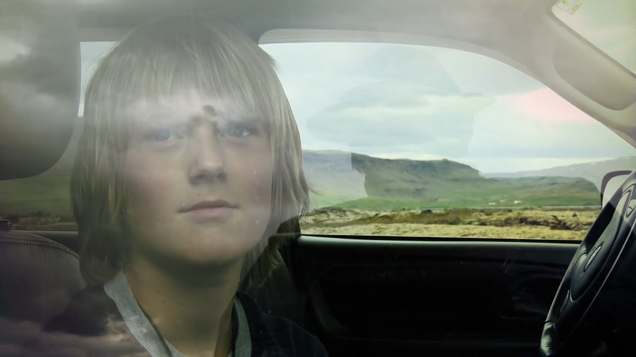 IL FANTASMA CHE È IN ME Trailer