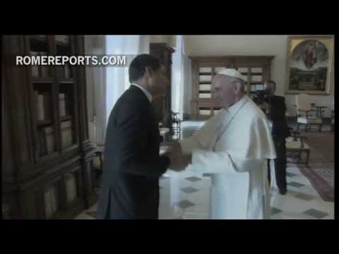 Francisco y un encuentro jocoso con el presidente del Ecuador