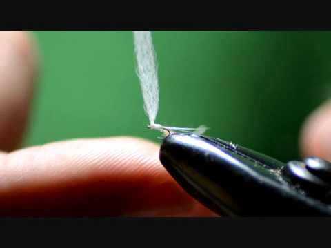 Fly tying video: Tying tiny flies - Parachute Adams