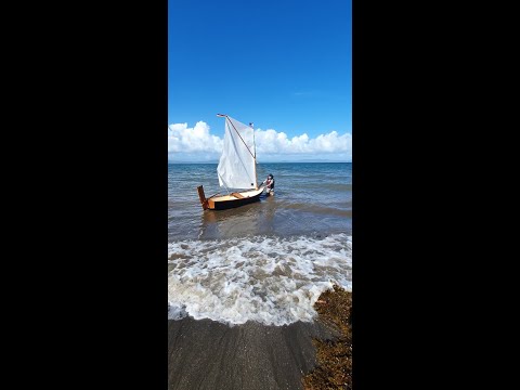 Sailing a Chameleon dinghy