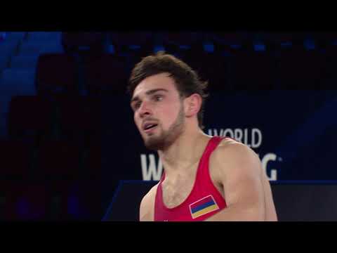 1/2 FS - 61 kg: A. HARUTYUNYAN (ARM) v. D. FIX (USA)