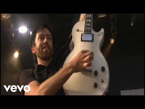 Rise Against - Prayer Of The Refugee (Live At The Hurricane Festival 6.21.08)