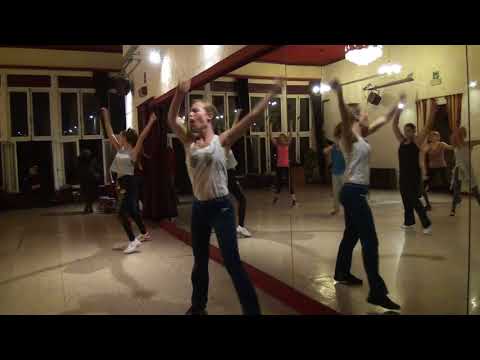 Zumba à Liège - warm up 1 - Dj Idsa Big Ali And Cheb Akil - Hit The Rai Floor