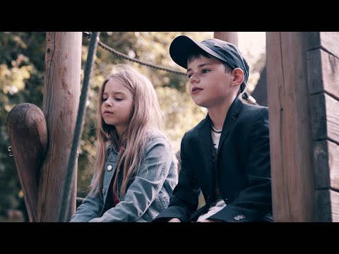 Sternengeschwister (Sternenkind) - About 5 (Offizielles Musikvideo)