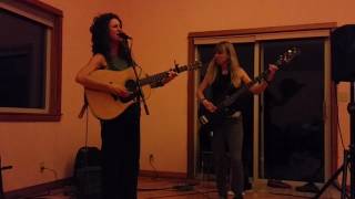 Cassandra Robertson -  Be Yourself