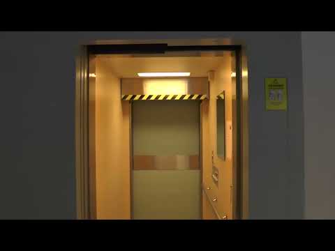 1991 Hissgruppen Traction Elevator @ Norrtullsgatan 16E, Stockholm, Sweden!