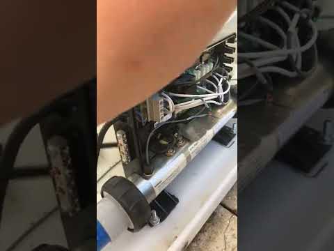 Vidéo changement de pompe Balboa HA440 partie 1