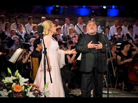 Petya Ivanova & Boyko Tzvetanov - Qui di sposa eterna fede