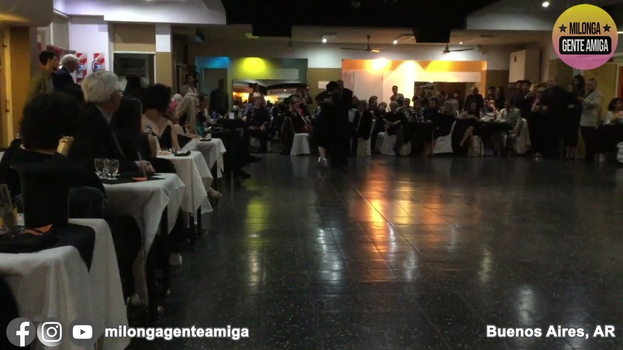 Natalia Hills baila con Pedro "Toto" Faraldo - Milonga Gente Amiga 2022
