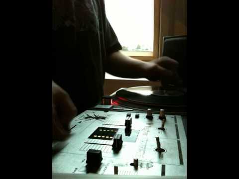 djfoly of the Ill Technicians Scratch Practice 2