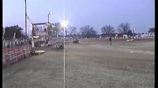 preview picture of video '3D Raceway - Nov 8 2014 - Heat Races'