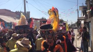 preview picture of video 'Chinelos Ozumba 2013 parte 1'