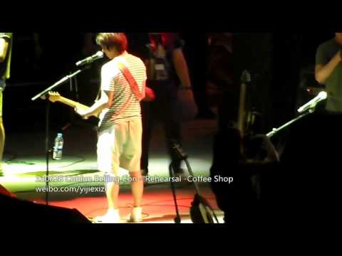 Cnblue BM Beijing Rehearsal - Coffeeshop