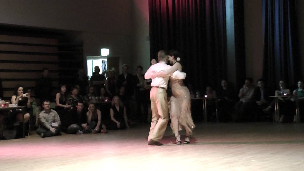 Flaco Dany & Lucia Mirzan @ Corrientes, London Feb 2013 - Parque Patricios