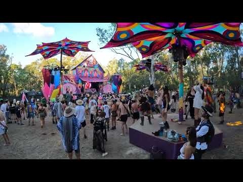 Rabbits eat lettuce Festival 2024 ! - BonzaVlog #1 ( MASSIVE LAKE RAVE! )