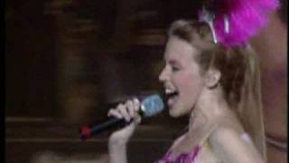 Kylie Minogue - Dancing Queen (Live)