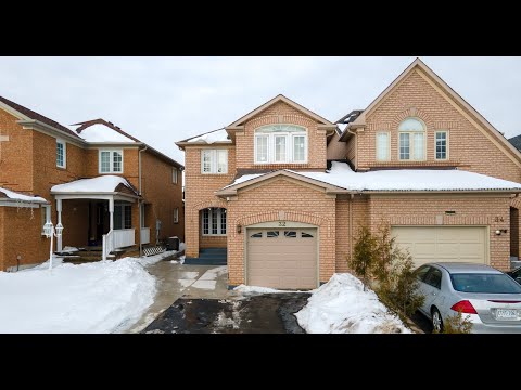 FOR SALE: 32 Fiddleneck Cres, Brampton, Ontario.