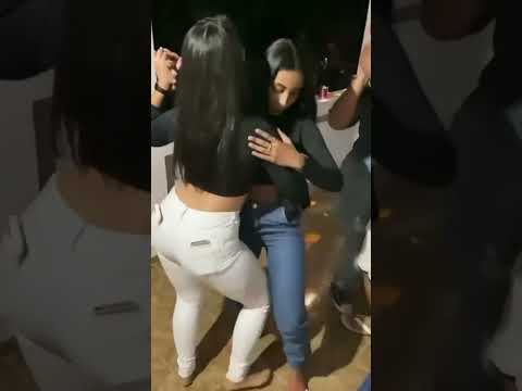 Amigas Dançando - Acabou (Forro Boys)