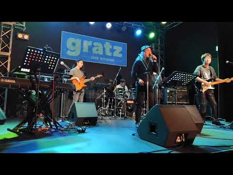 THE PiNX  Comfortably Numb