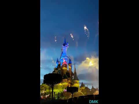Disneyland  Paris-Watch Parties Illuminations Show  Disneyland Paris full version
