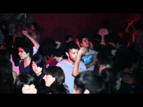 Slap That Bitch Party ! - Domingo 18 de Septiembre  - Tertulia Bar  -  Valparaiso