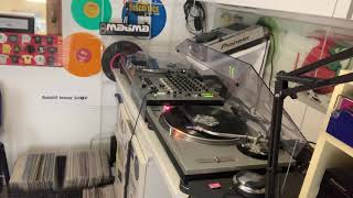 Shmuel Flash ‎– Can't Stop The Musik