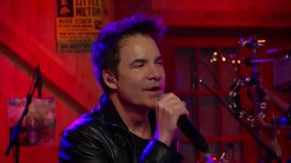 Patrick Monahan of Train with Daryl Hall &amp; John Oates Calling All Angels 04/03/18